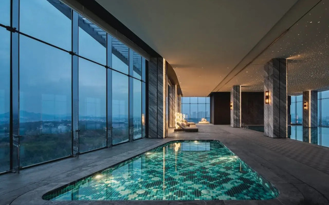 Crowne Plaza Ezhou by IHG