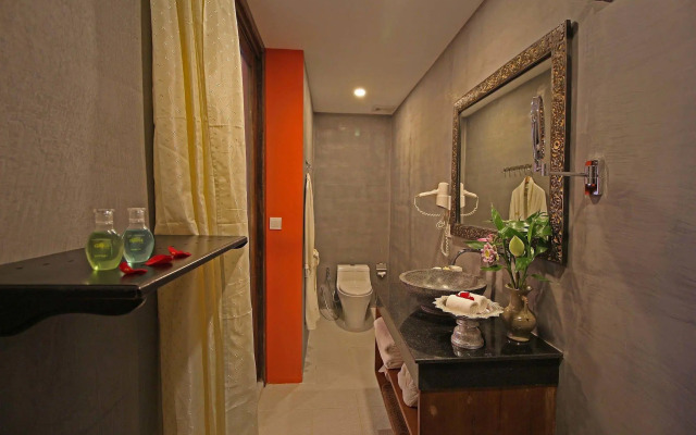 Golden Temple Hotel