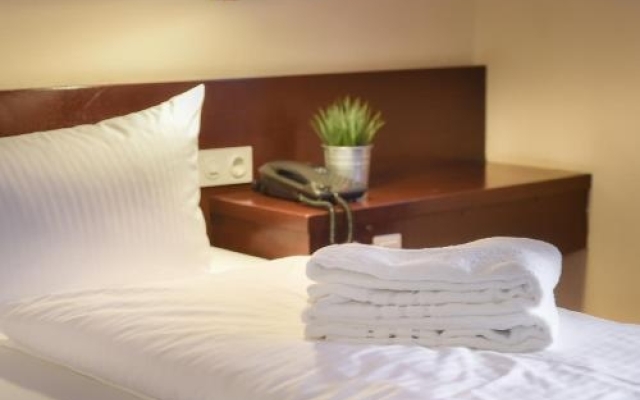 KONTAKTLOS Hotel Am Kappelberg KONTAKTLOS