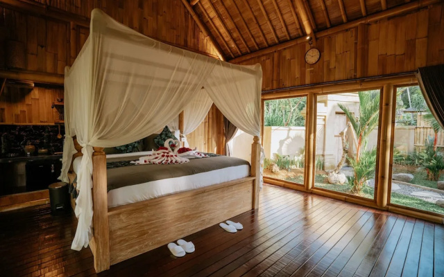Umah Bali Kuno Villas – Guest Rooms – Manukaya