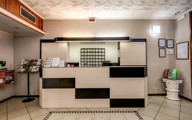 Flom Boutique Hotel