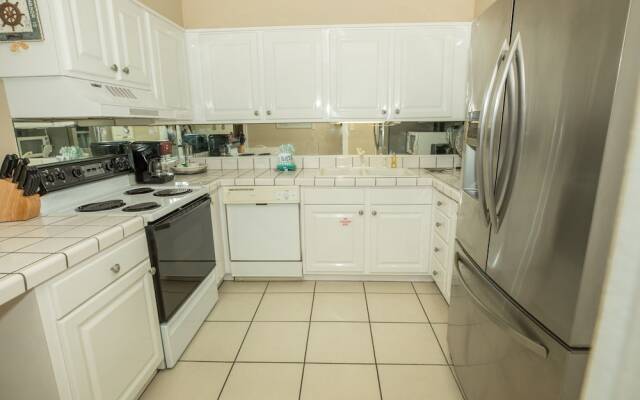 Dolphin Point 601B - 2 Br Condo