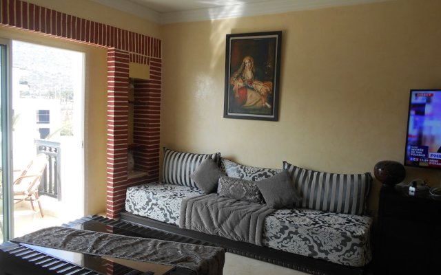 Luxurious Apartment in Marina Ref T23501