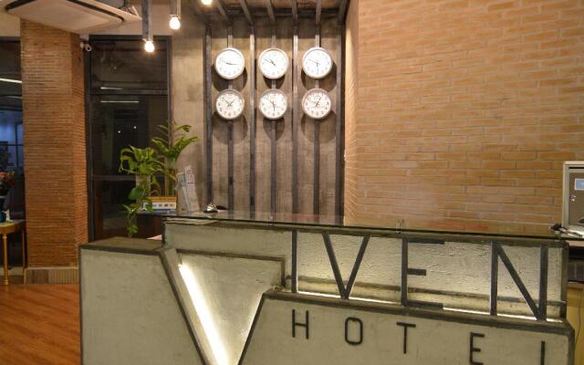 Viven Hotel