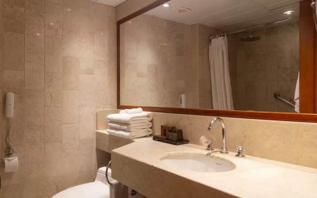 Hotel Cerca al Mar HC-F Con Desayuno