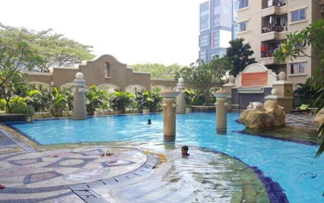 Cozy 2BR Apartment at Mediterania Boulevard Residences Kemayoran