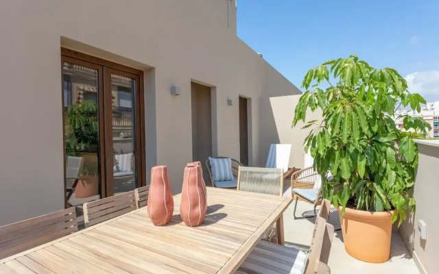 Reina Victoria Mercado