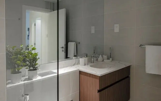 Stylish 1BR Apartment in La Sirene