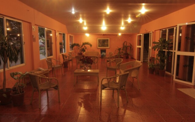Villa Los Laureles