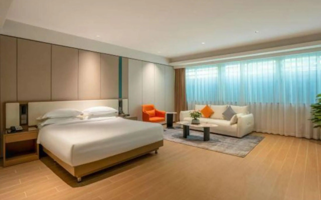 Zhuhai Xinhualian Business Hotel