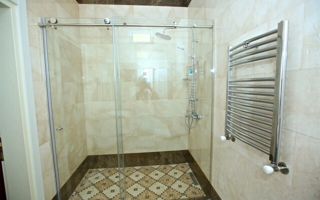 Miraj Hotel