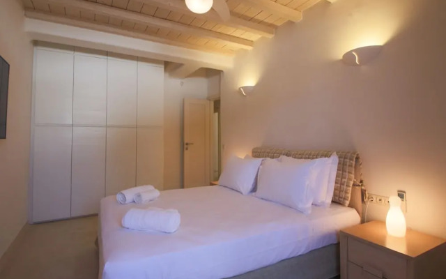 Bluewave Villa