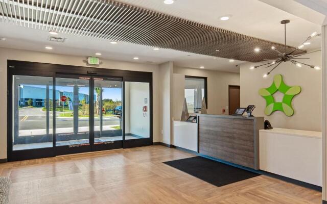 Extended Stay America Premier Suites Tampa Fairgro