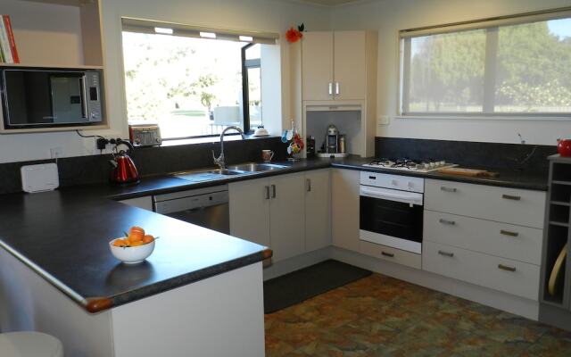 Fairway View Holiday Home - Motueka