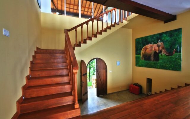 Land's End Villa