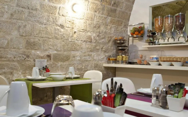 Hotel Elysée Secret