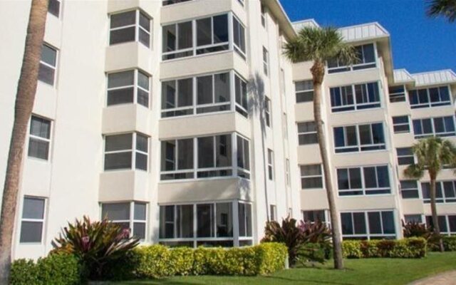 Sarasota Surf & Racquet Club