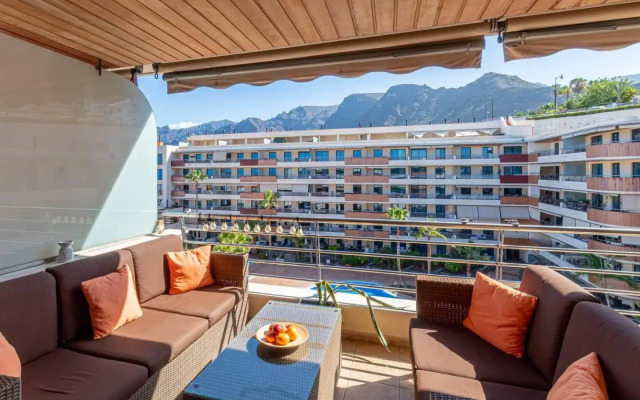 Top Floor Ocean View Apartment by DreamHomesTenerife