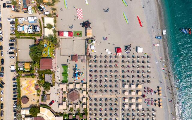 HANG LOOSE COTTAGE Hotel Resort 4 stelle Gizzeria Calabria