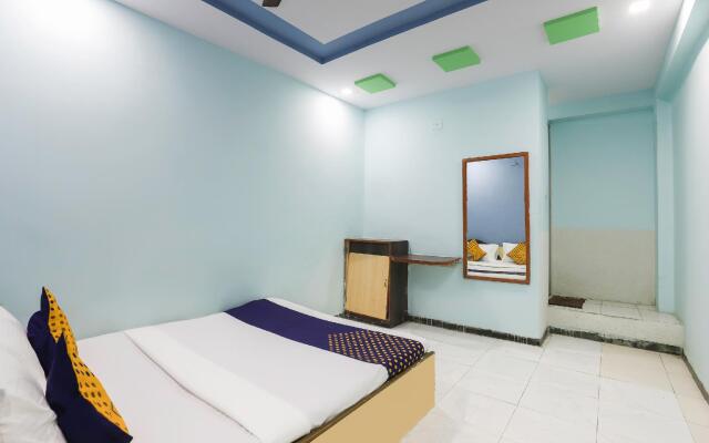 SPOT ON 66277 Hotel Sarovar Guest House