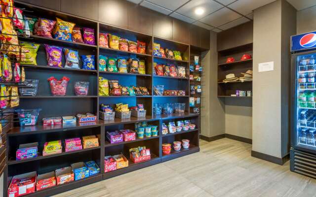 Best Western Plus Village Park Inn