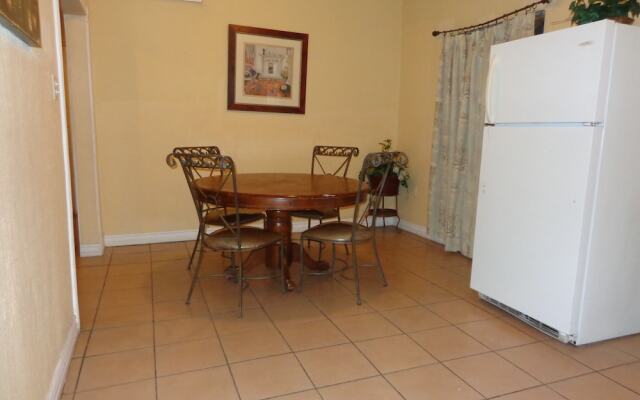 Hotel Suites Las Misiones