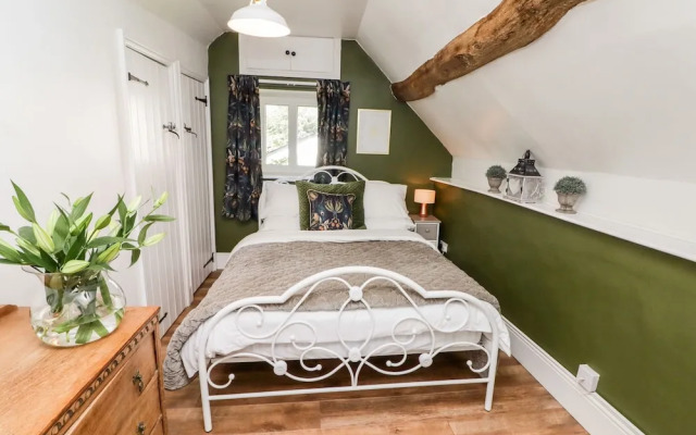 Old Pump Cottage
