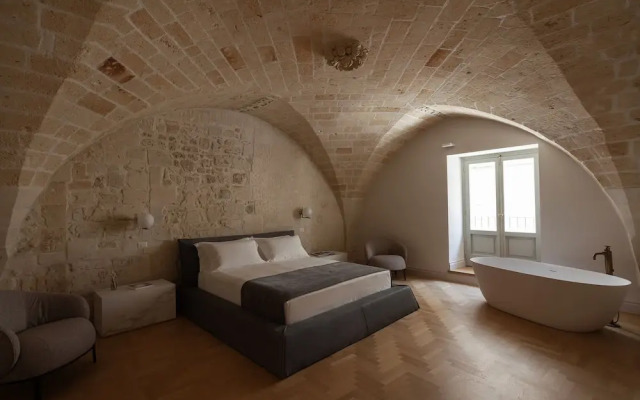 Palazzo Zimara Boutique Hotel