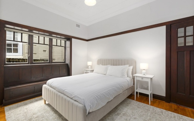 Relaxing Stay Near Fairlight's Scenic Spots – Guest Rooms – Sydney