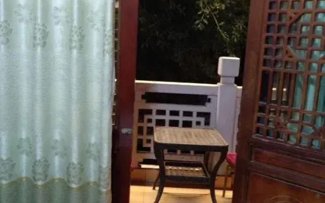 Yijiang Hostel