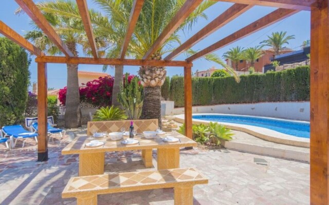 Villa - 4 Bedrooms with Pool and WiFi - 106418