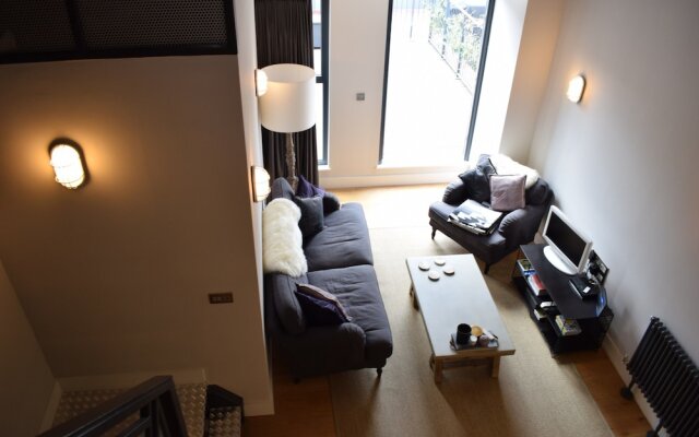 1 Bedroom Mezzanine Apartment In Stoke Newington