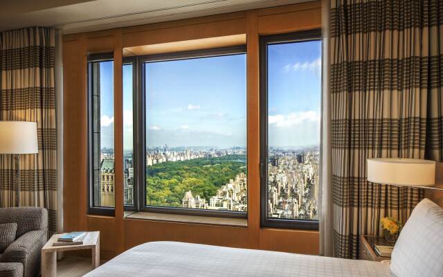 Отель Four Seasons New York