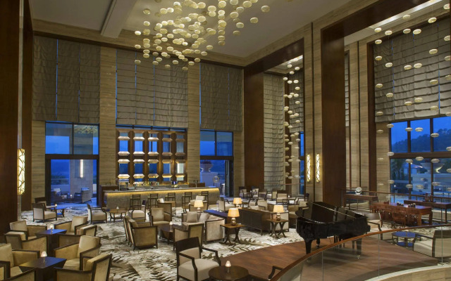 Sheraton Bailuhu Resort, Huizhou