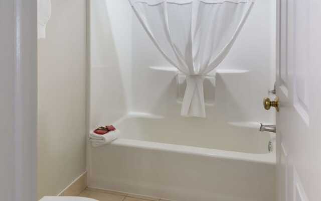Red Lion Inn & Suites Hershey