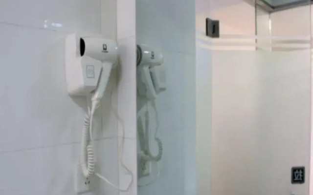 7 Days Inn Zhenjiang Xin Qu Da Gang