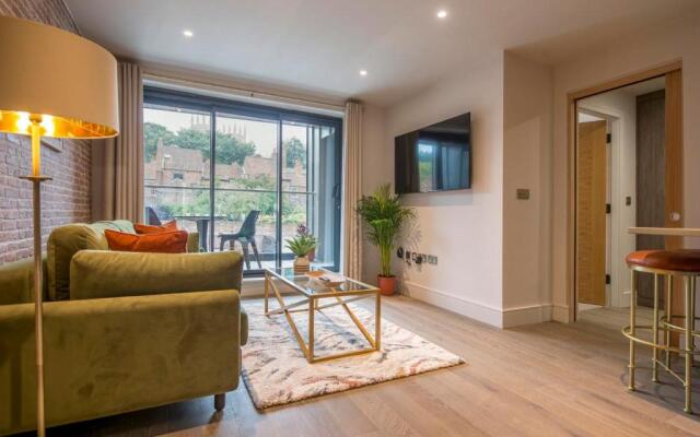 The Quadrant - The Palm Suite