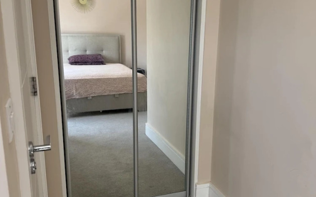 Luxurious 2 Bedroom Apartment in Reading