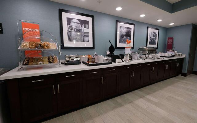 Hampton Inn Searcy