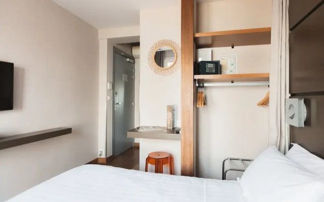 Hotel Bor