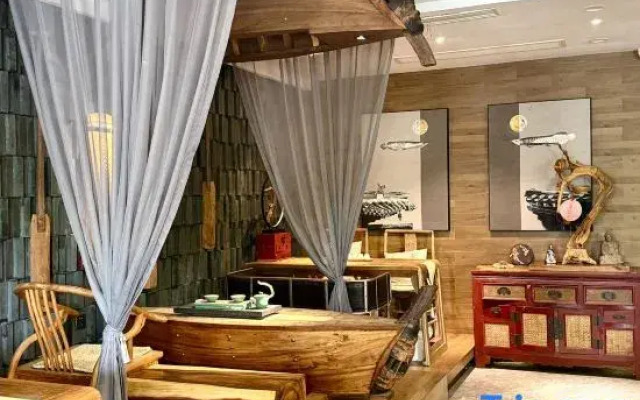 Luck seven Design Hotel