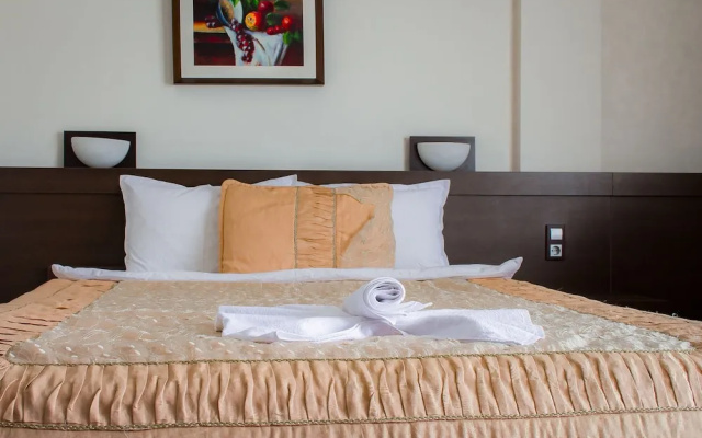 Hotel Real