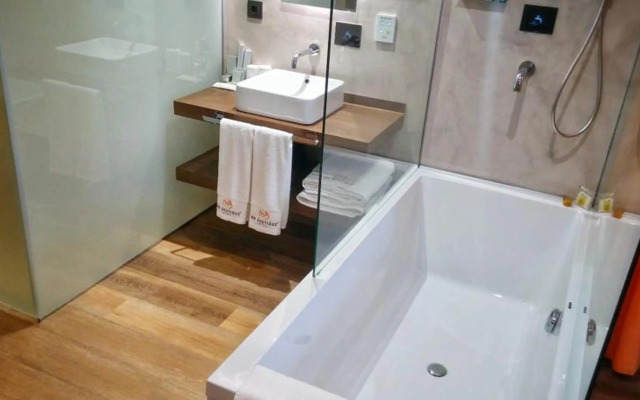 MB Boutique Hotel - Adult Recommended -