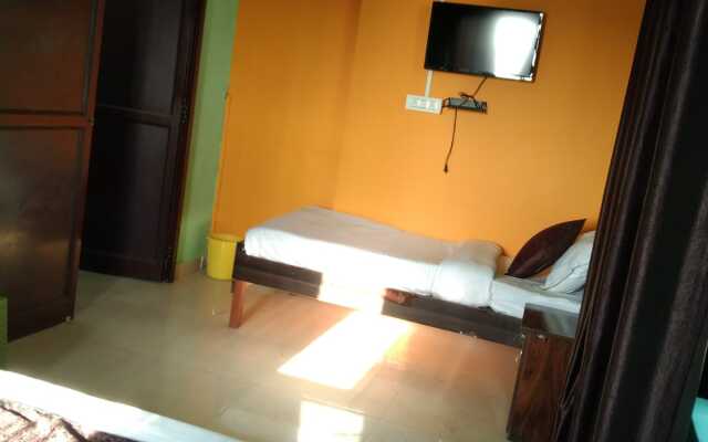 Hotel Anand Verse