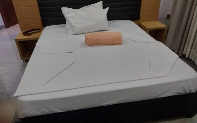 Best Inn Motel MUSINGUZI Frank