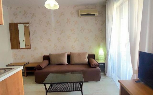 Rainbow 2 - Menada Apartments