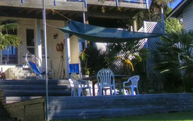 Lynton Lodge Motel