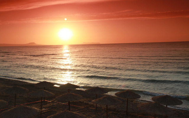 Dedalos Beach Hotel