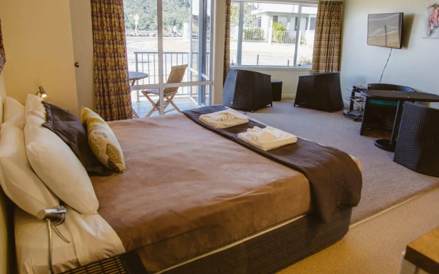 Waterfront Apartments Whitianga