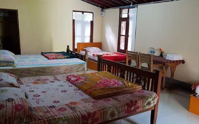 Htein Lin Thar Guest House